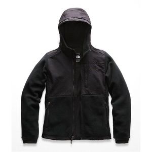 Women’s North Face Denali Jacket with hood